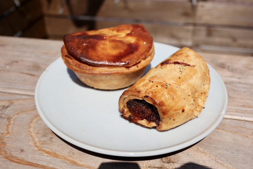 ソーセージロール