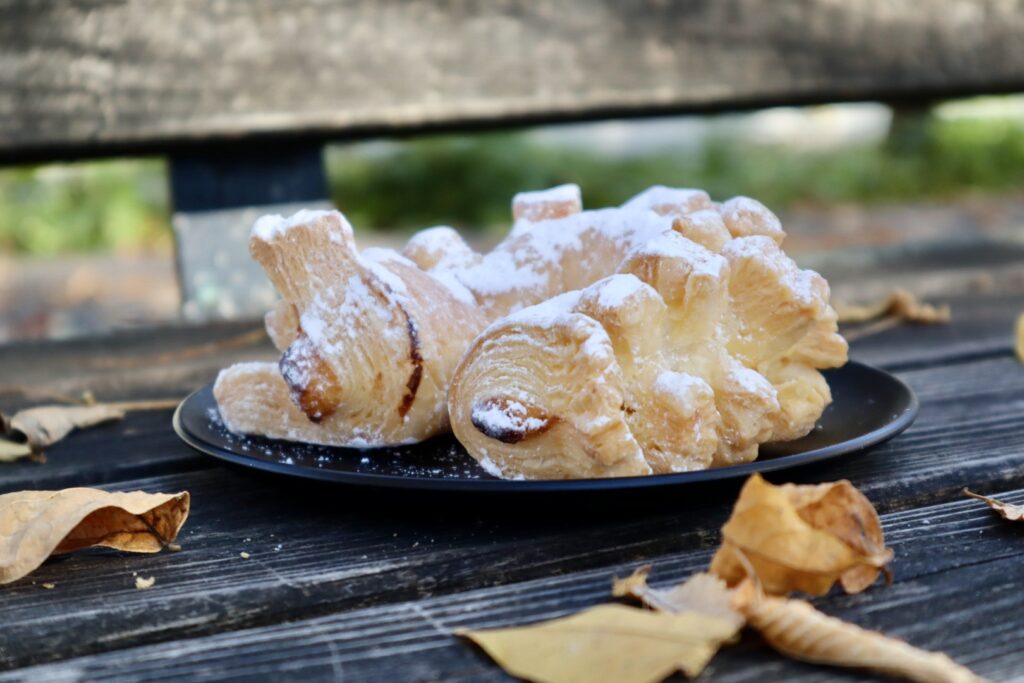 馬のひづめカスタードパイ