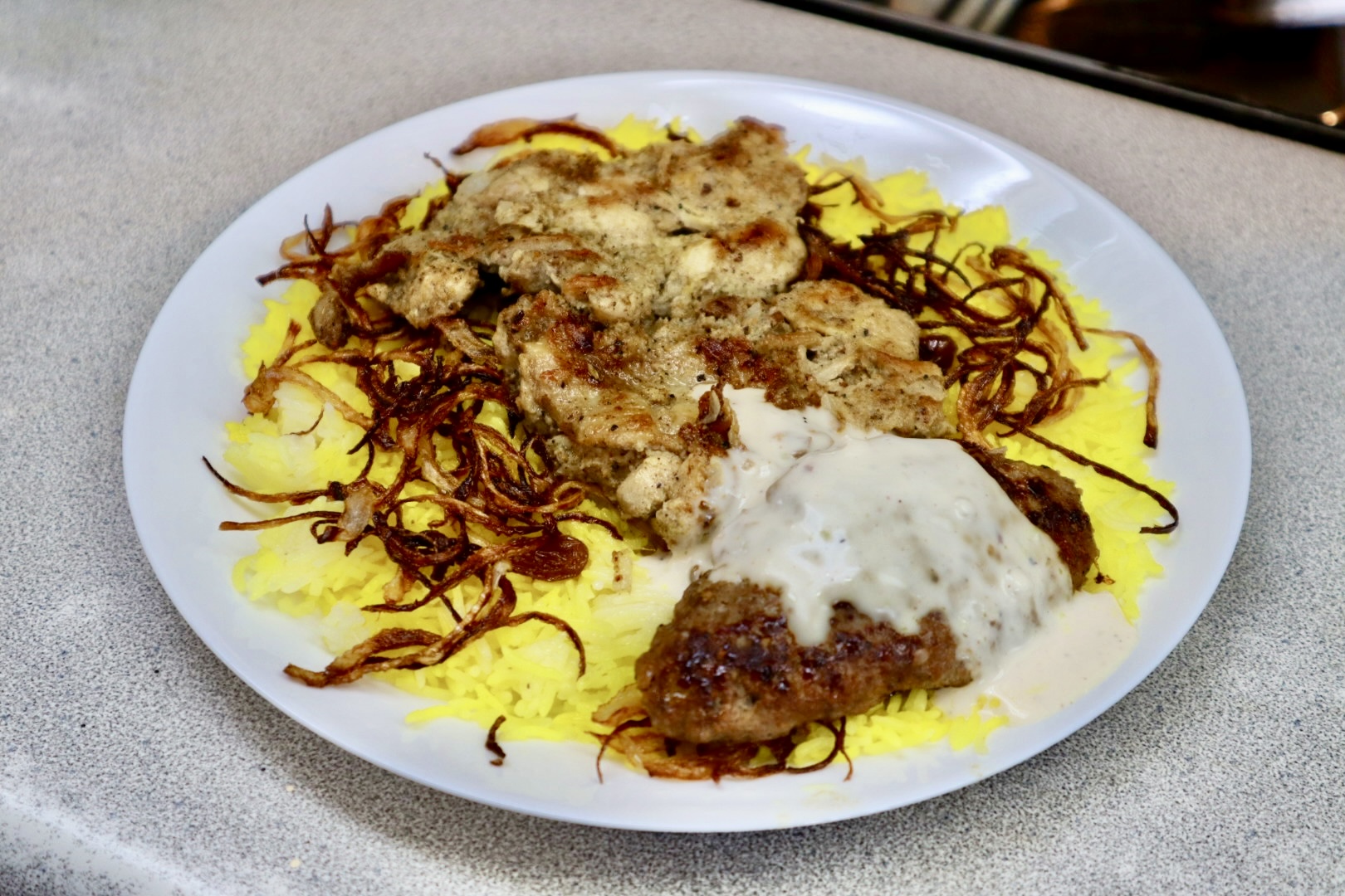 万博でも話題！サウジアラビアの炊き込みご飯「カブサ」9選