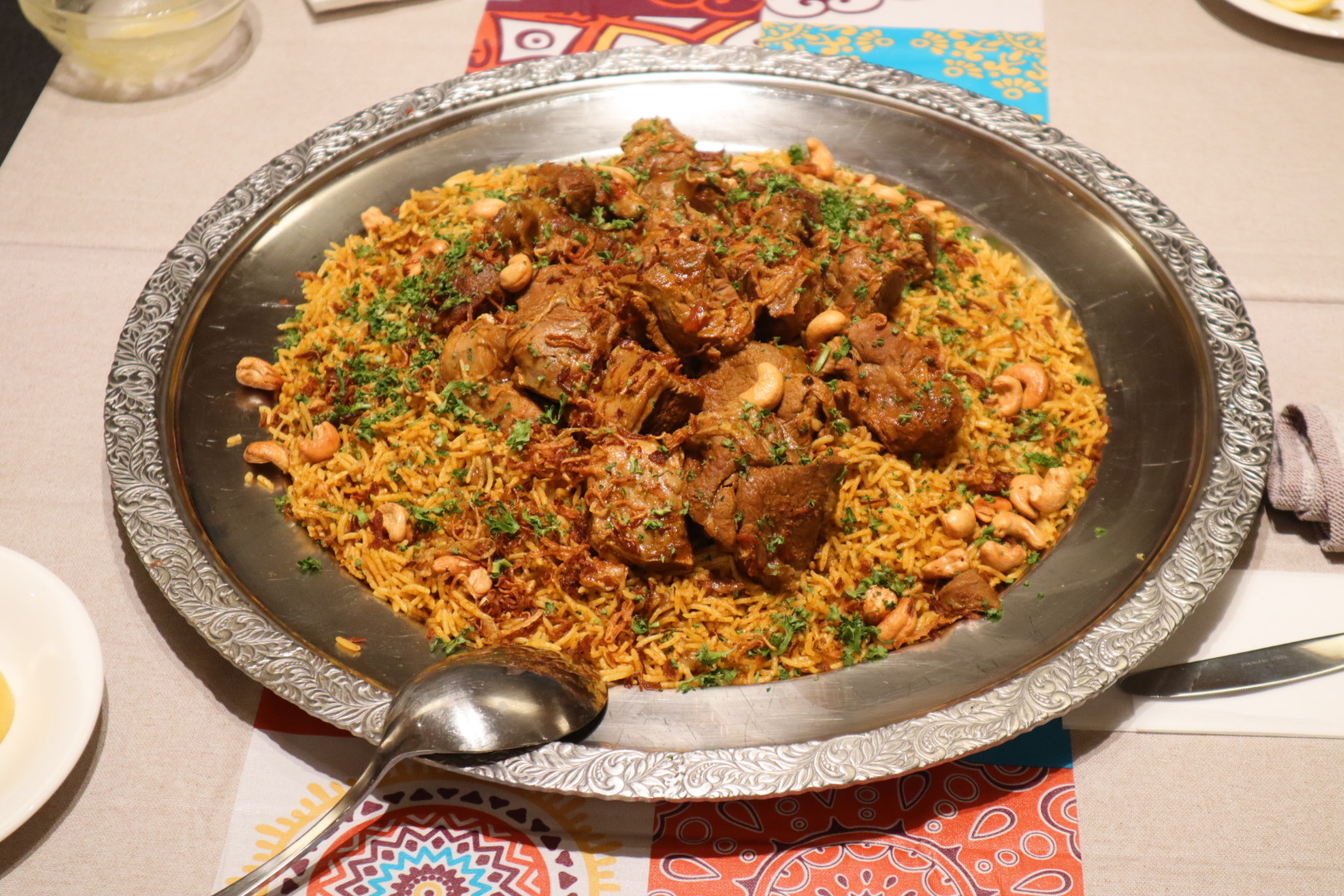 万博でも話題！サウジアラビアの炊き込みご飯「カブサ」9選