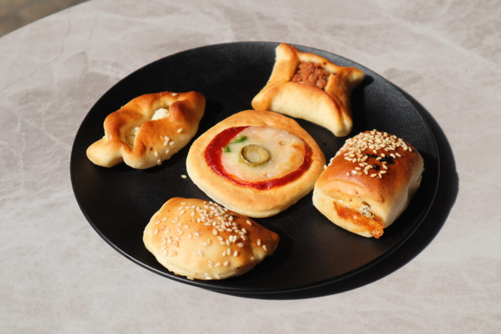 惣菜パン