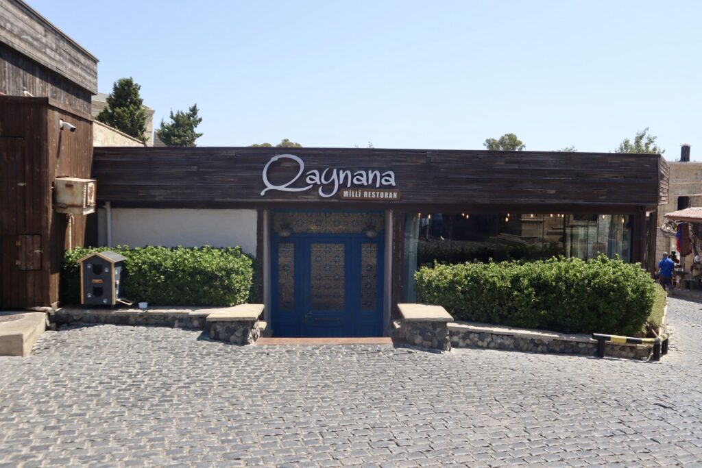 Qaynana Restaurant