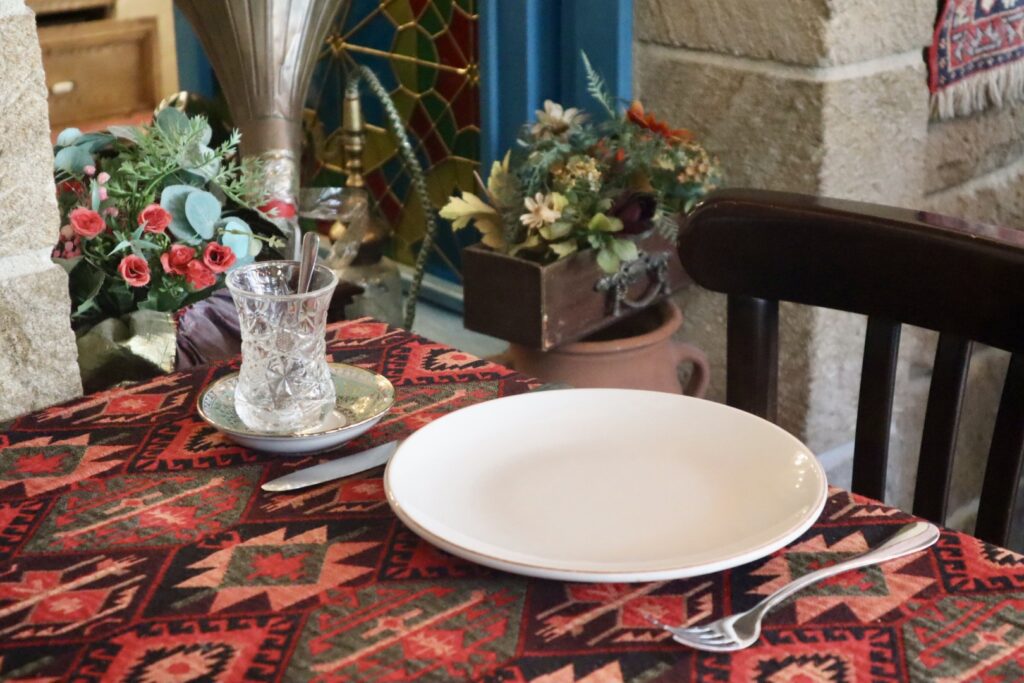 Qaynana Restaurant